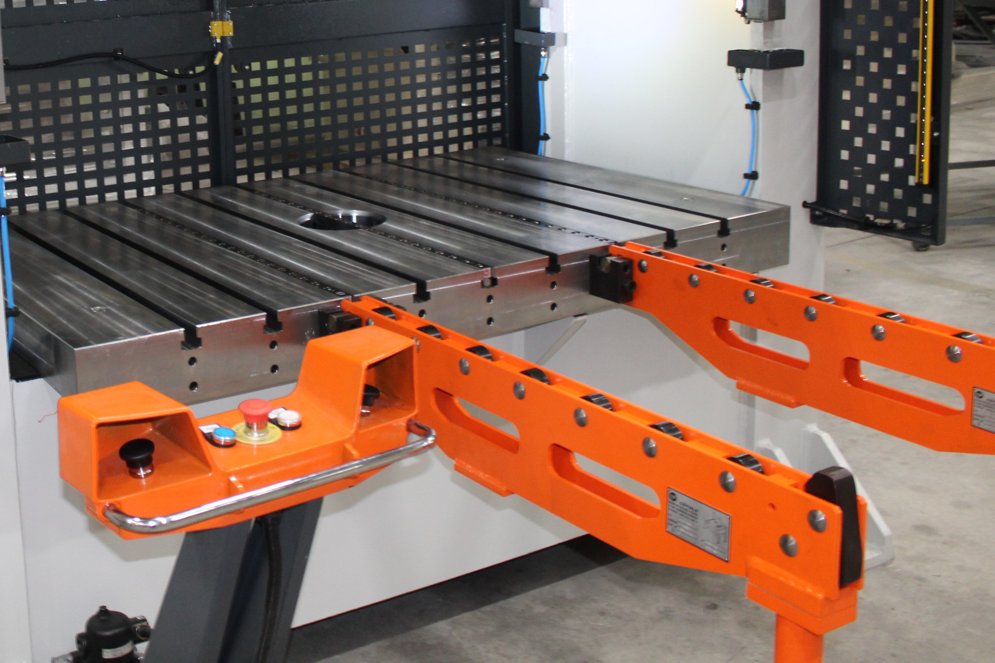 Quick Die-Changing Tool