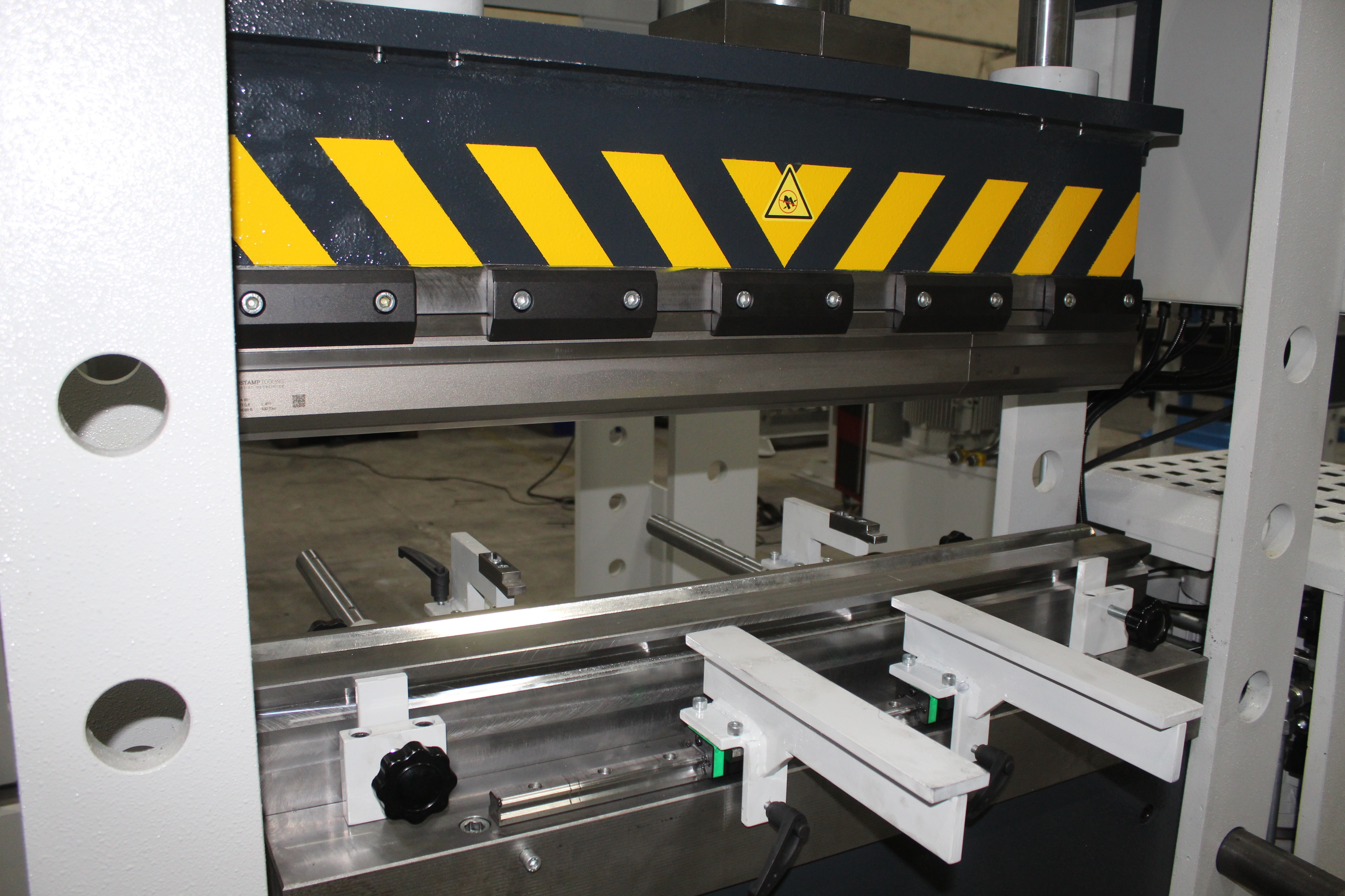 Manual Promecam Punch Tool Holder / Front Sheet Holder